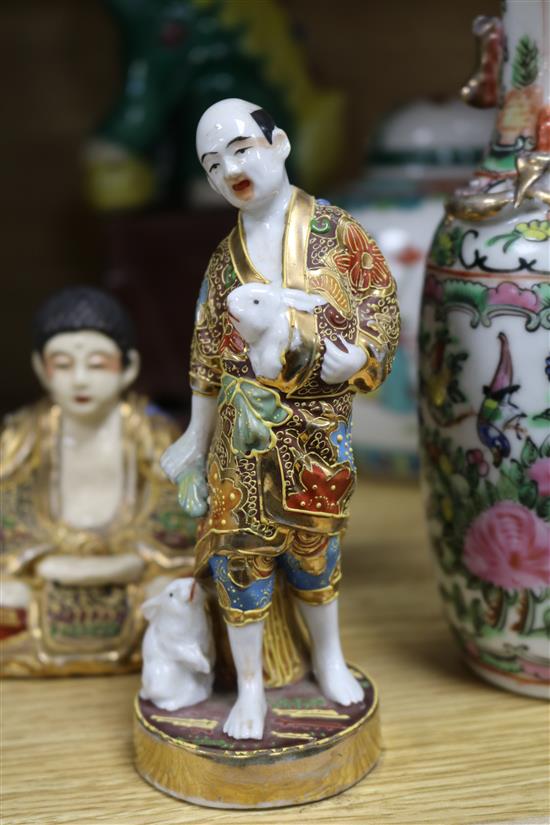A near pair of Chinese blue and white baluster vases and covers, 28cm and sundry Oriental ceramics (14)
